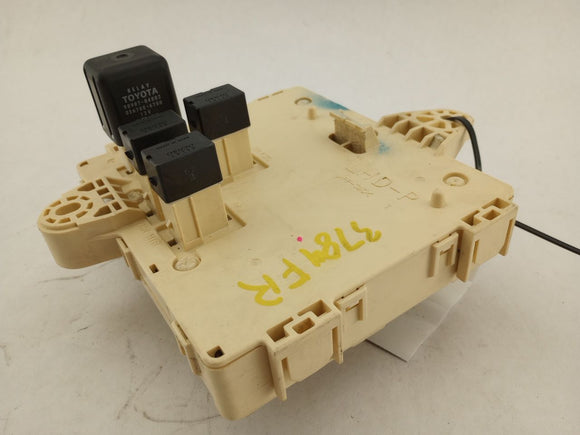 Lexus IS300 Dash Fuse Box