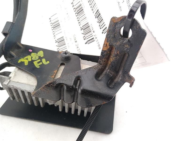 Lexus IS300 Fuel Pump Resister
