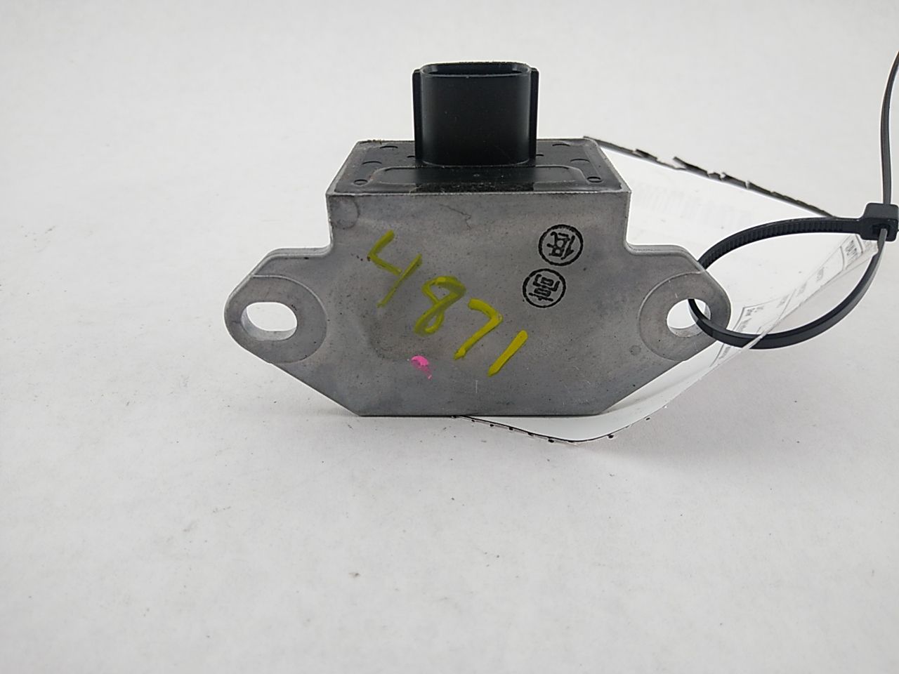 Lexus IS300 Yaw Rate Sensor