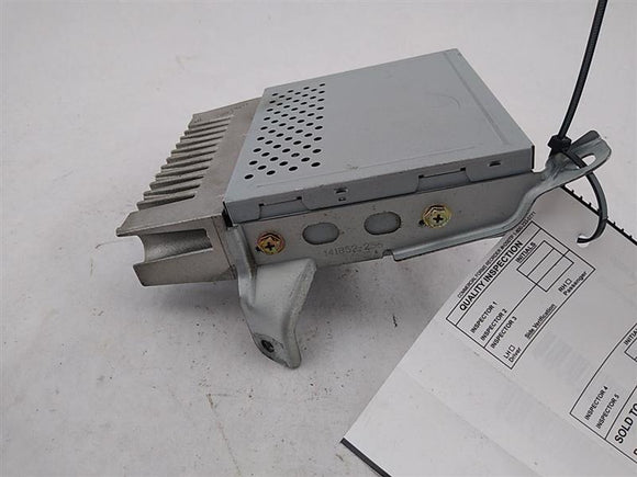 Lexus IS300 Radio Amplifier