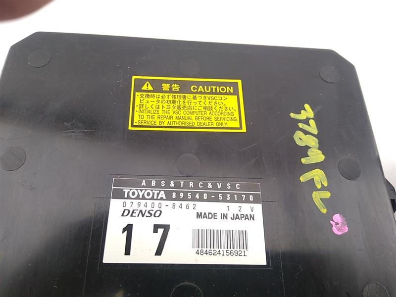 Lexus IS300 Chassis Control Module