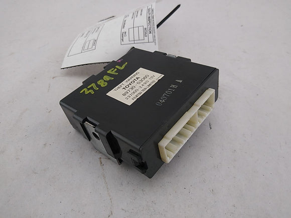 Lexus IS300 Theft Warning Control Module