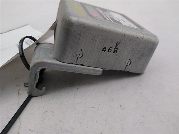 Lexus IS300 Headlamp Leveling Control Module