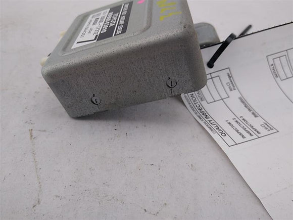 Lexus IS300 Headlamp Leveling Control Module