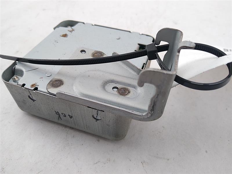 Lexus IS300 Headlamp Leveling Control Module