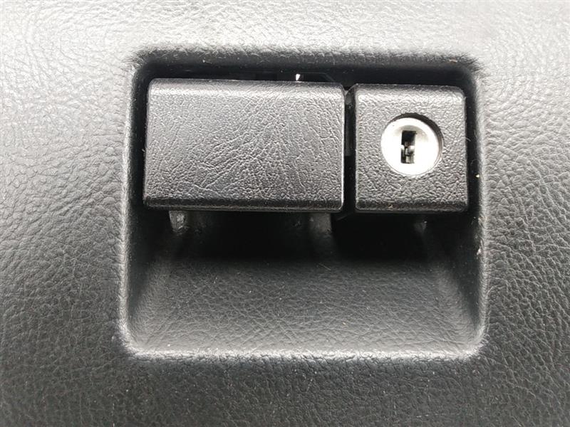 Lexus IS300 Glove Box
