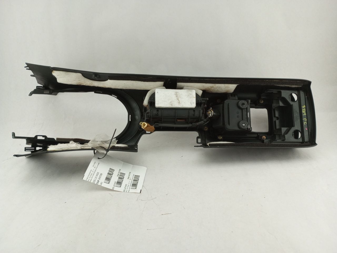 Lexus IS300 Front Center Console - 0