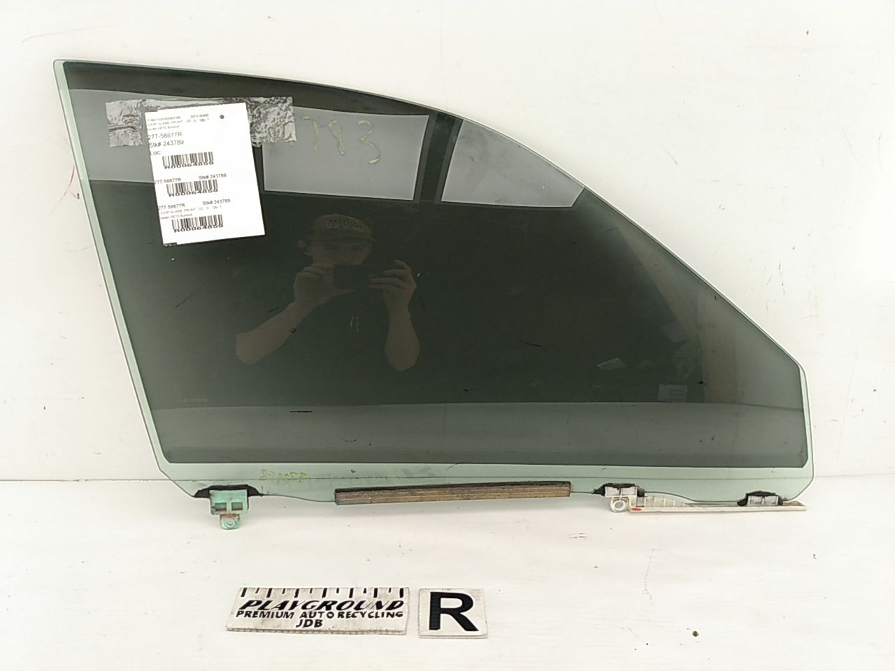 Lexus IS300 Front Right Window Glass