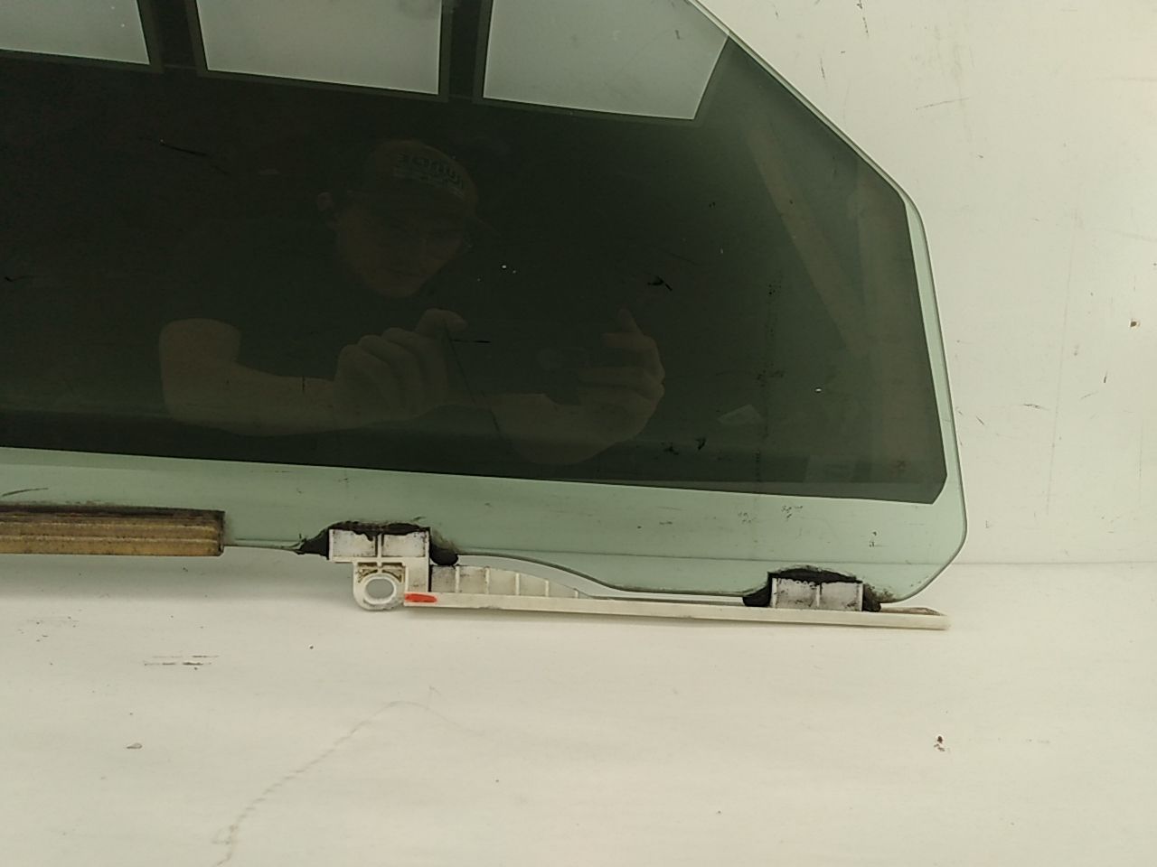 Lexus IS300 Front Right Window Glass