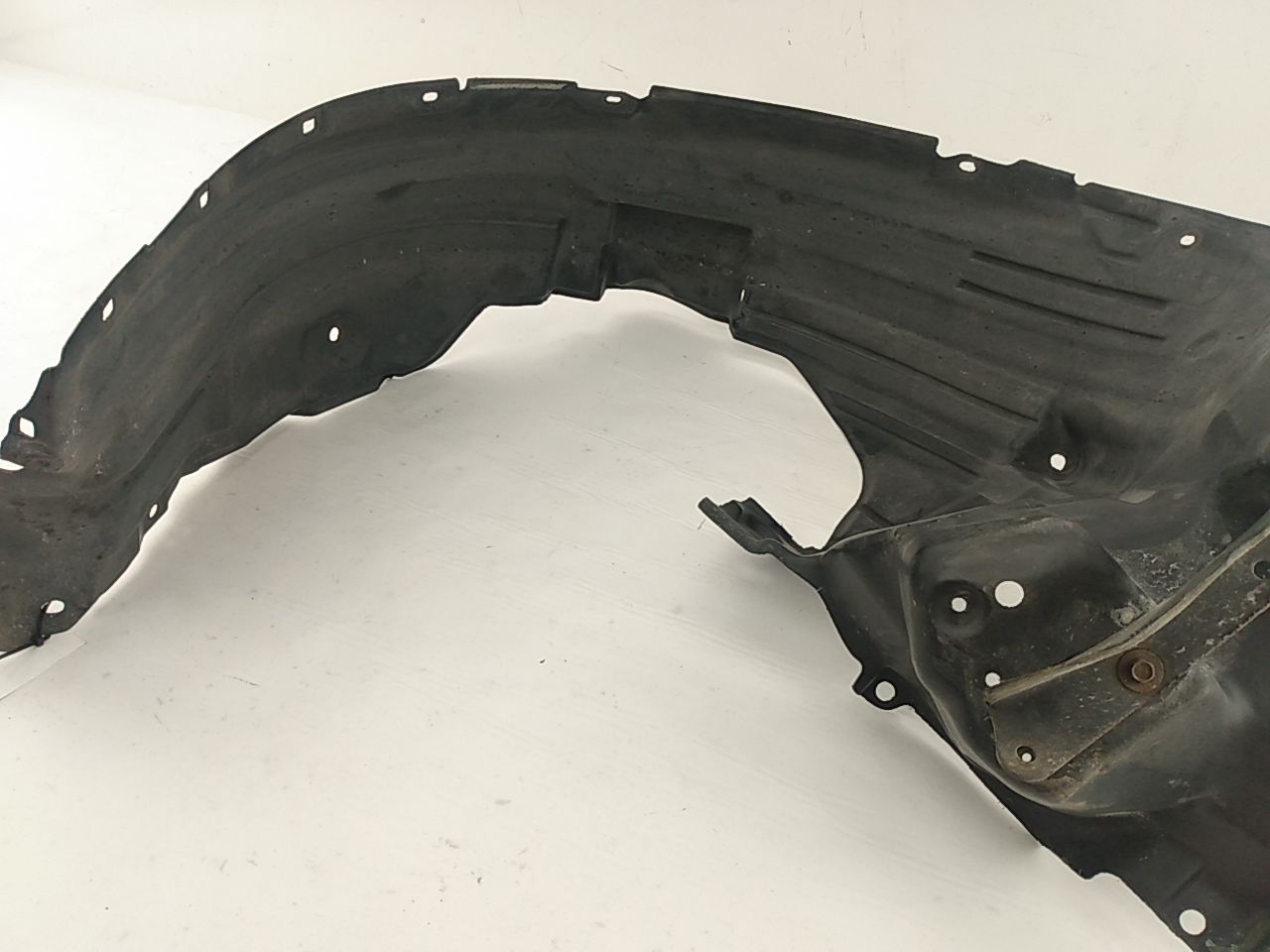 Lexus IS300 Front Right Inner Fender Liner