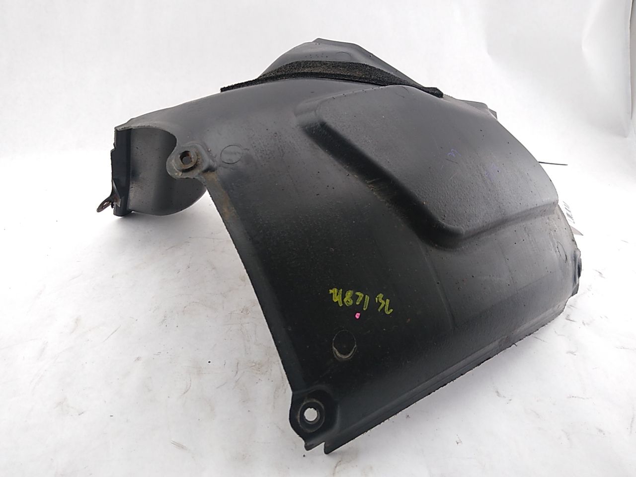 Lexus IS300 Rear Left Inner Fender Liner