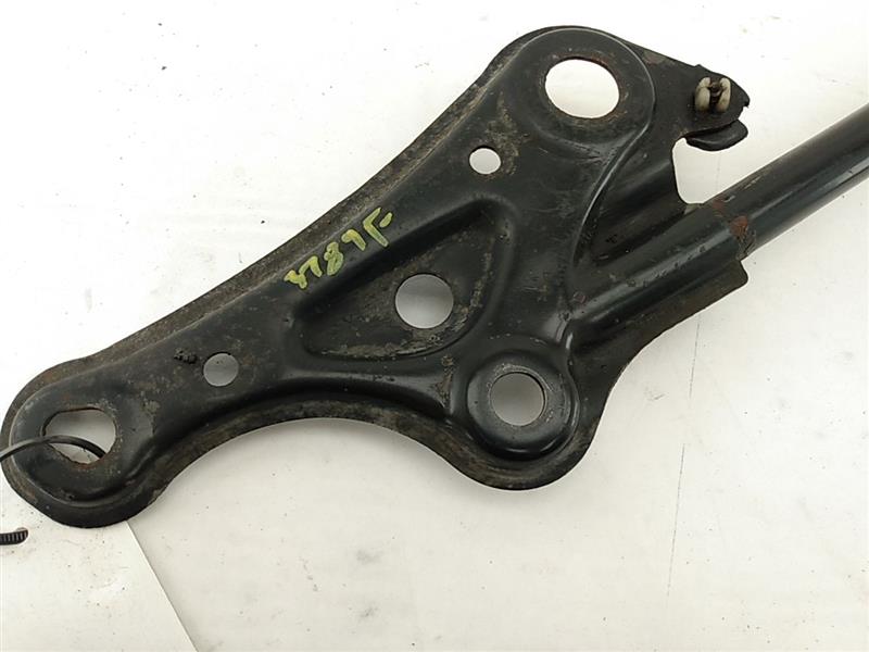 Lexus IS300 Front Lower H Bracket