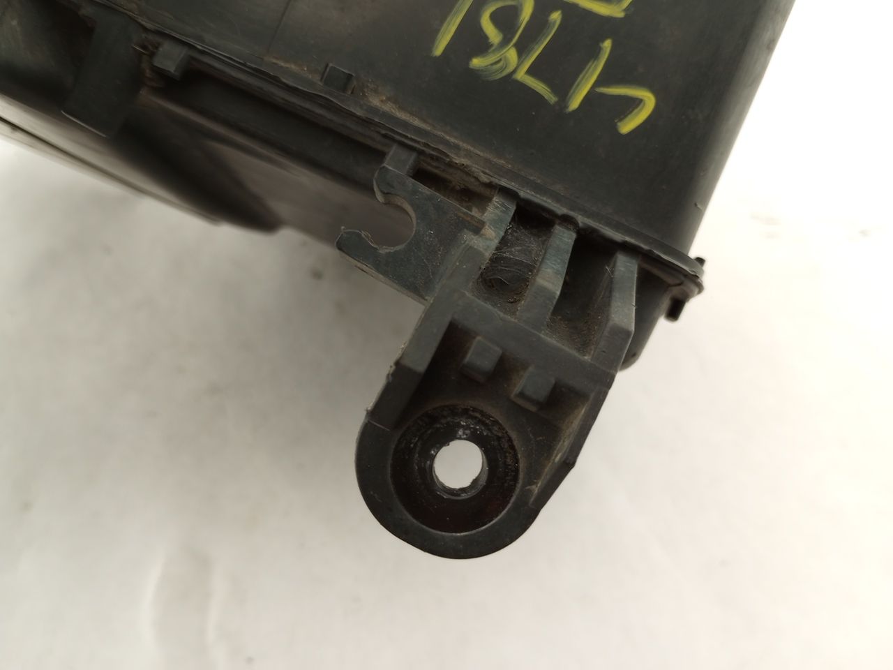 Lexus IS300  Washer Fluid Reservior