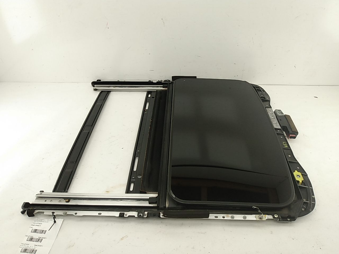 Lexus IS300 Sunroof Assembly - 0