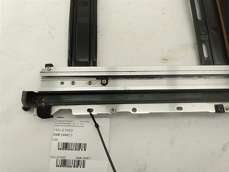 Lexus IS300 Sunroof Assembly
