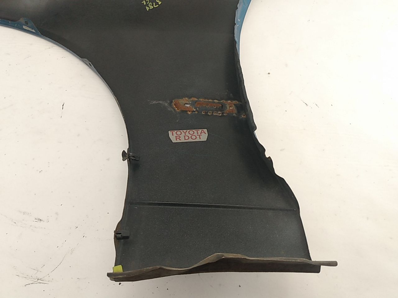 Lexus IS300 Front Right Fender