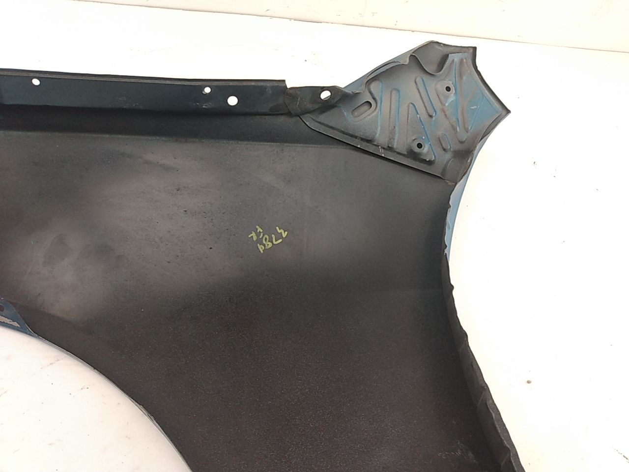 Lexus IS300 Front Right Fender