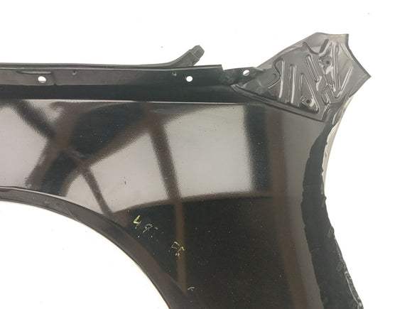 Lexus IS300 Front Right Fender