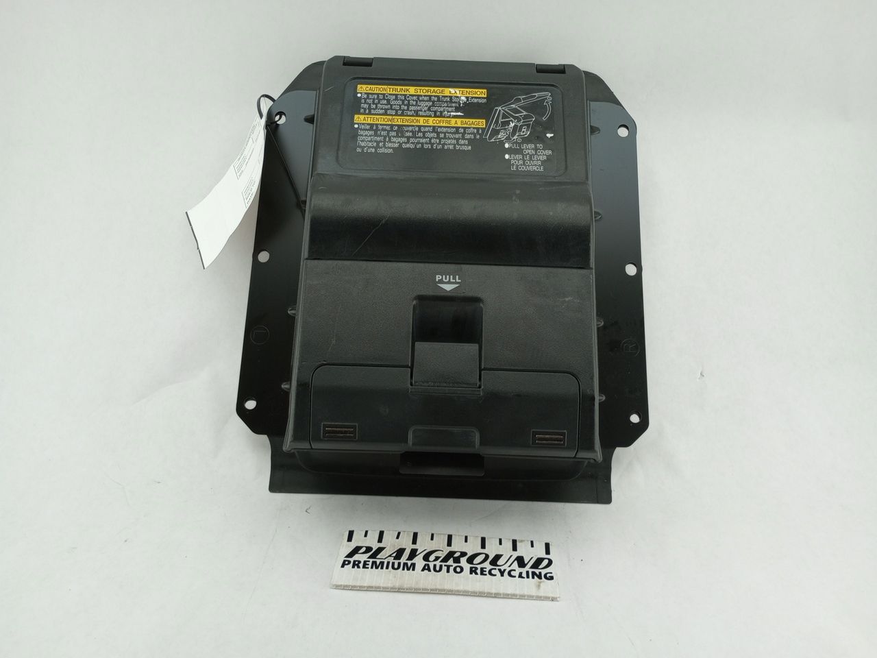 Lexus IS300 Rear Ski Bag Compartment