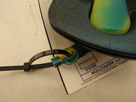 Lexus IS300 *** AS IS ***Trunk Latch