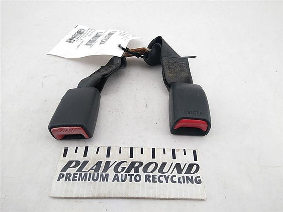 Lexus IS300 Rear Center Seat Belt Buckles