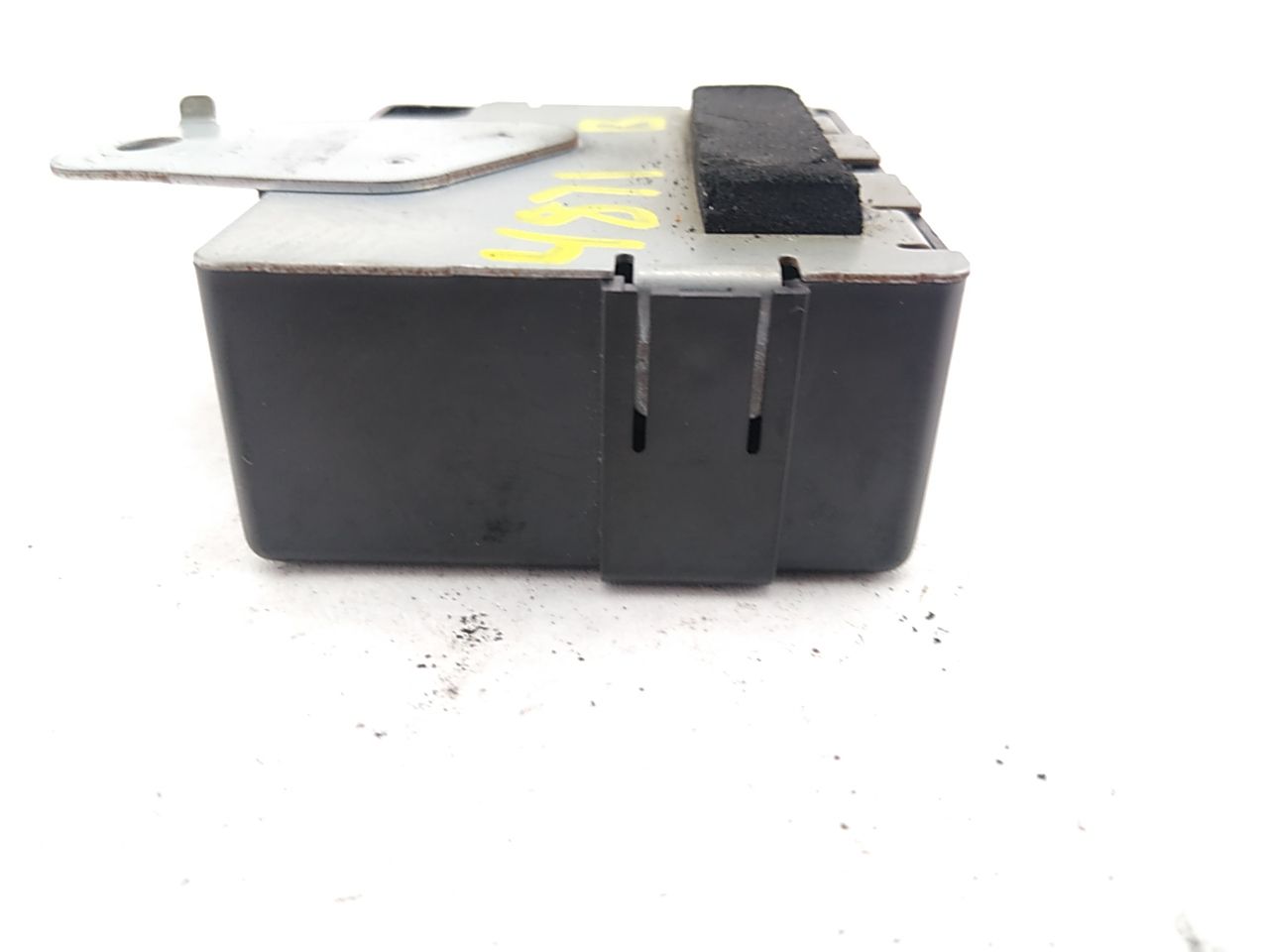 Lexus IS300 Door Control Receiver Module