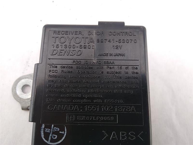 Lexus IS300 Door Control Receiver Module