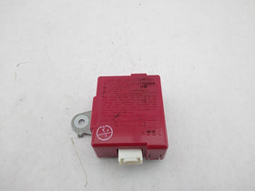 Lexus IS300 Door Control Receiver Module - 0