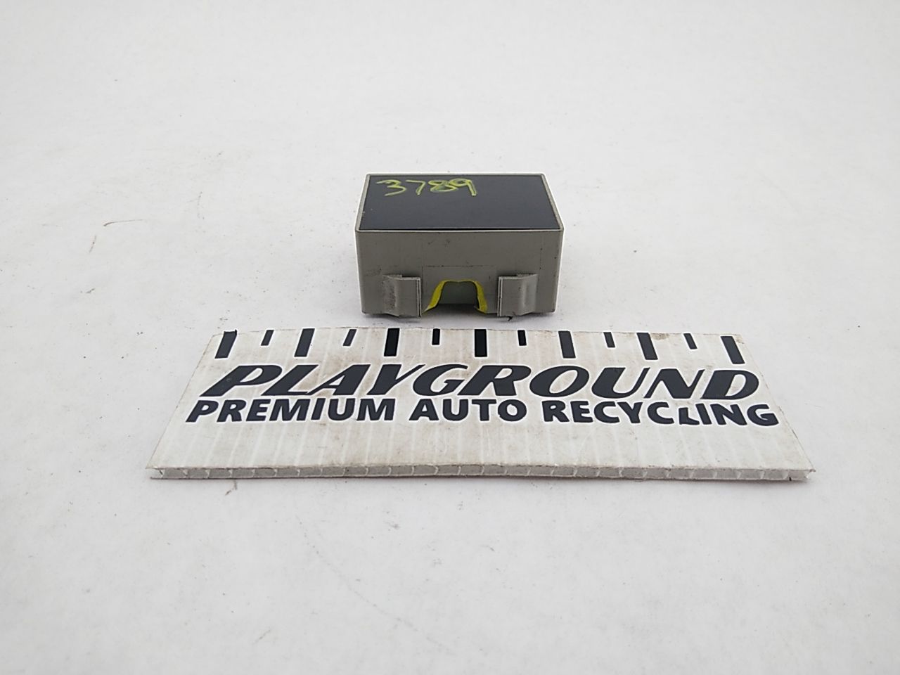 Lexus IS300 Lamp Failure Module