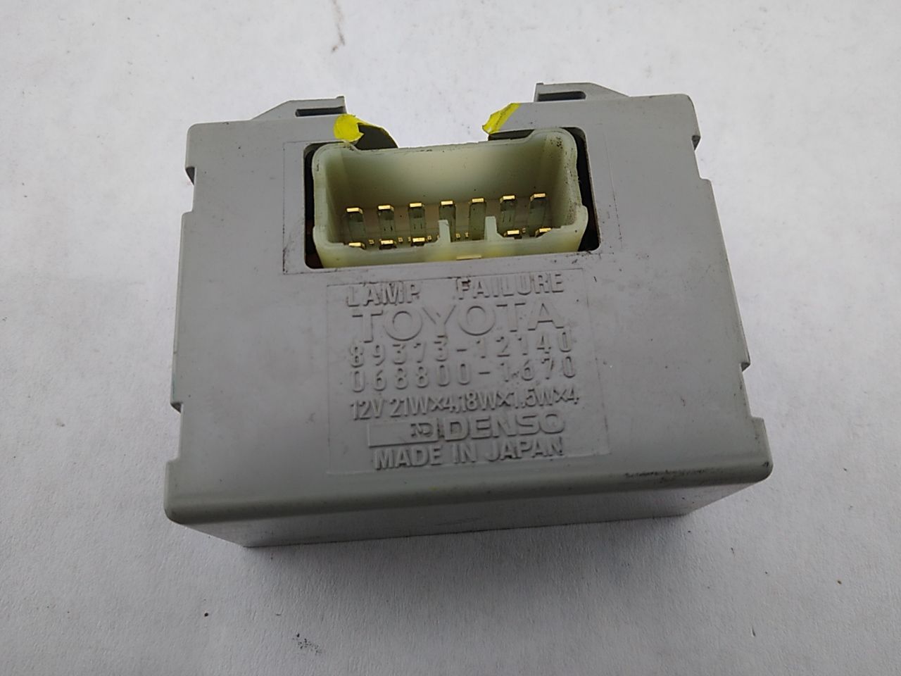 Lexus IS300 Lamp Failure Module