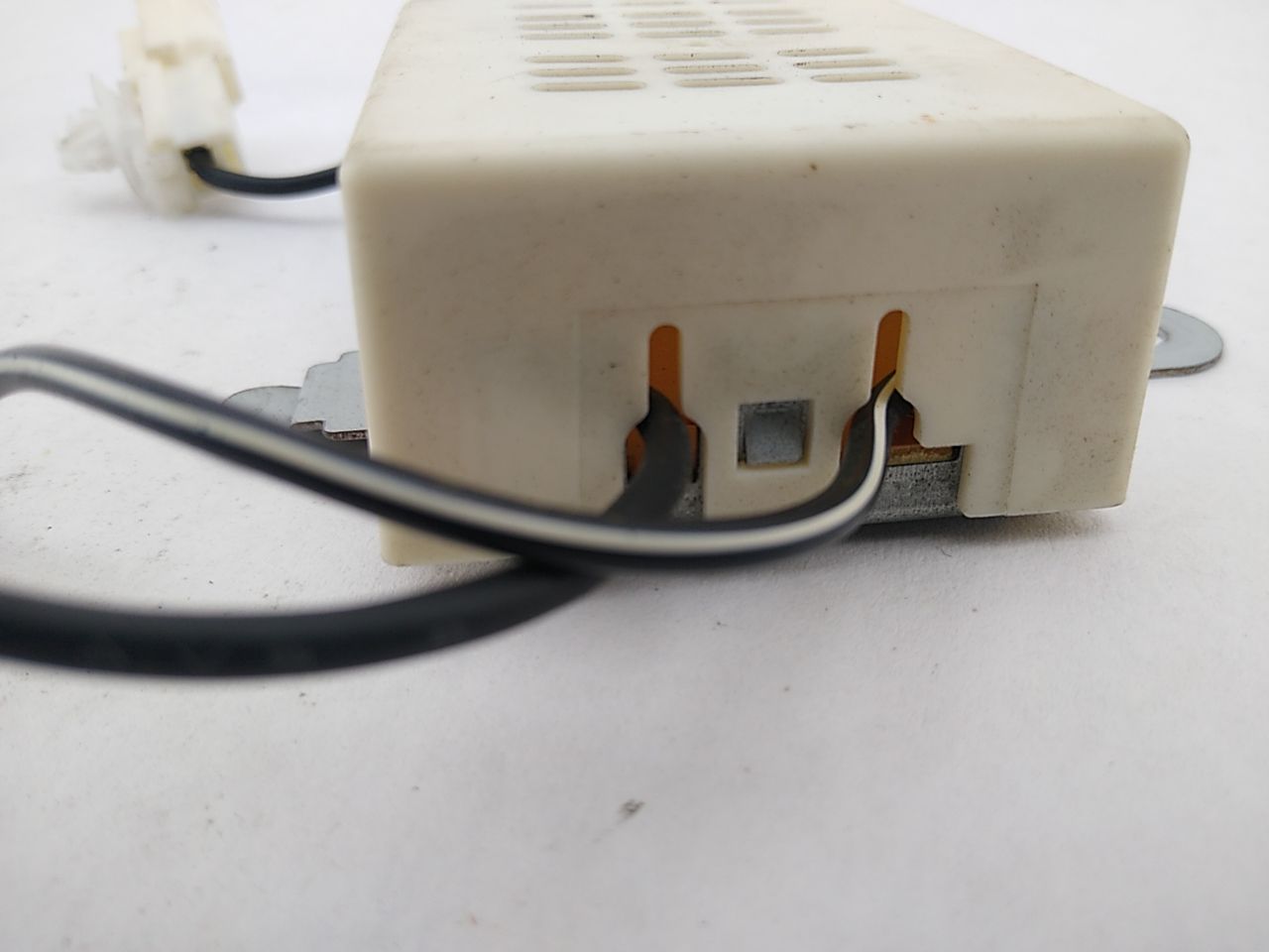 Lexus IS300 Rear Defroster Filter Relay Module