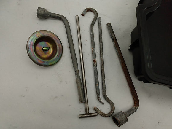 Mitsubishi 3000GT Jack Kit And Tray