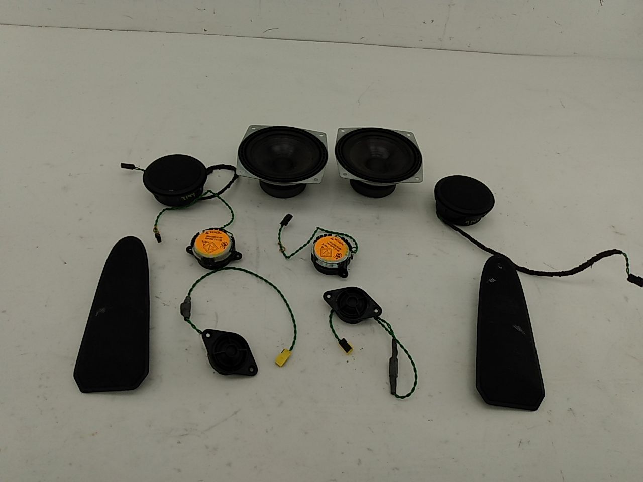 BMW Z3 Speaker Set With Door Speaker Covers - 0