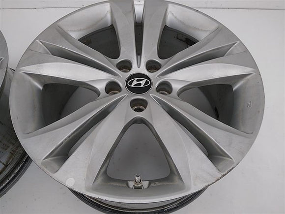 Hyundai Genesis Pair Of Rear Rims 18x8