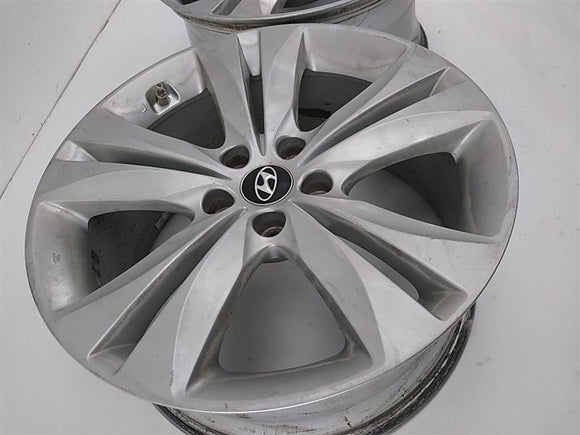 Hyundai Genesis Pair Of Rear Rims 18x8