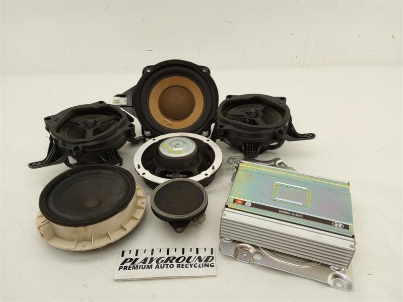 Hyundai Genesis Set Of Speakers With Amp