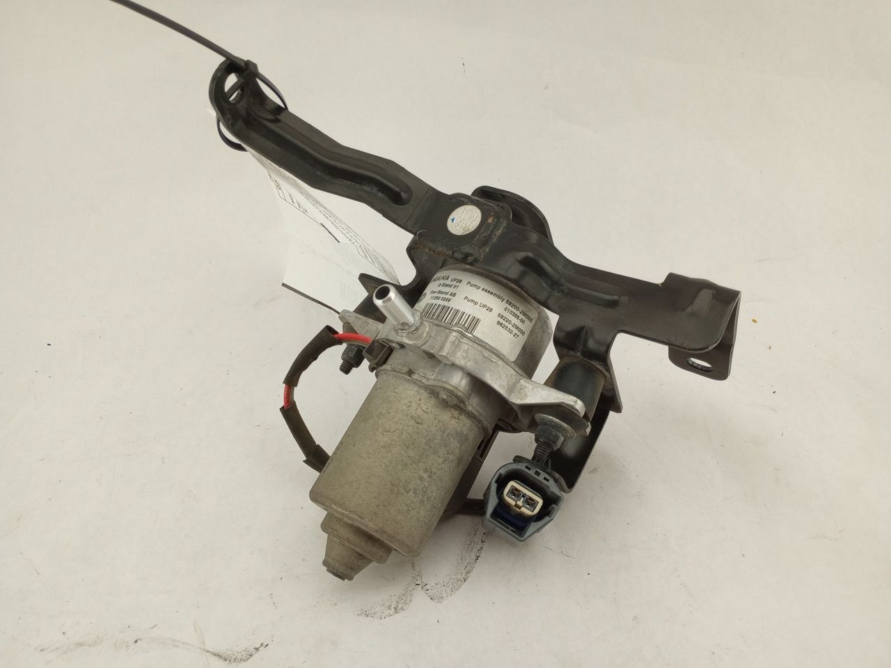 Hyundai Genesis Vacuum Pump Assembly - 0