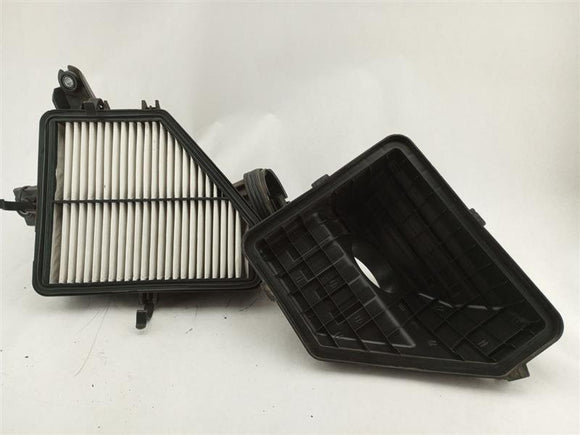 Hyundai Genesis Air Intake Box With Filter
