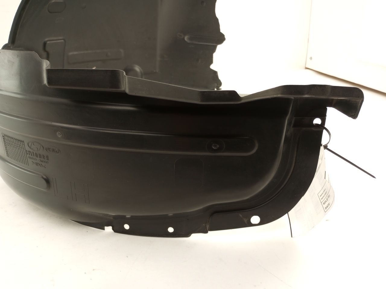 Hyundai Genesis Front Left Inner Fender Liner