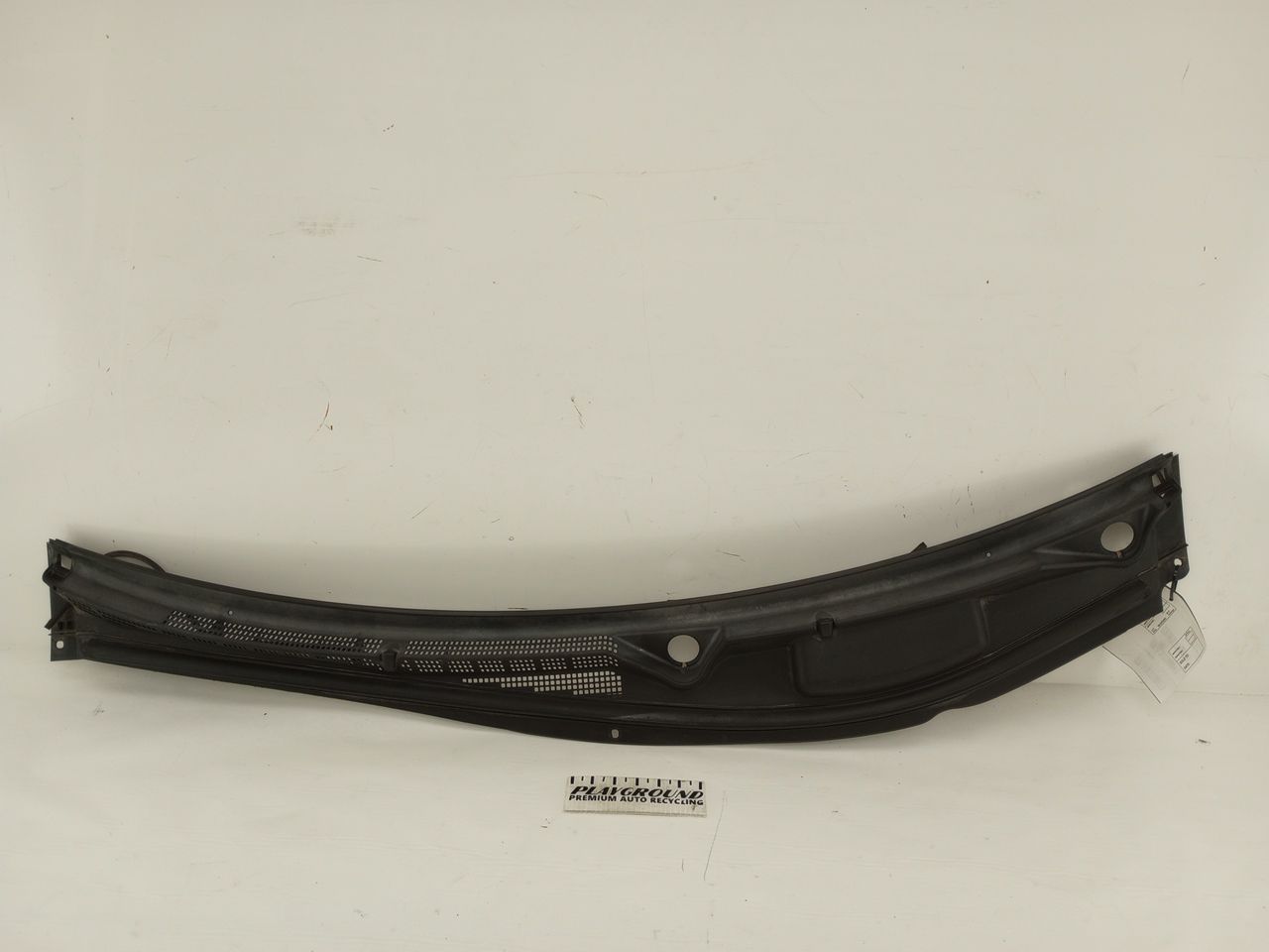 Hyundai Genesis Front Windsheild Cowl Bezel Trim