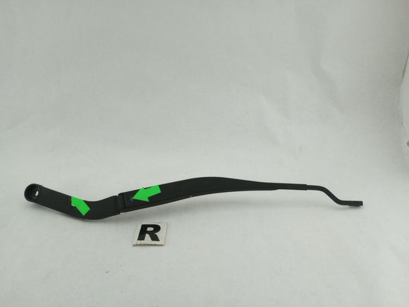 Hyundai Genesis Pair Of Wiper Arms