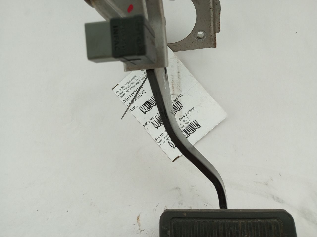 Hyundai Genesis Brake Pedal | Playground PAR