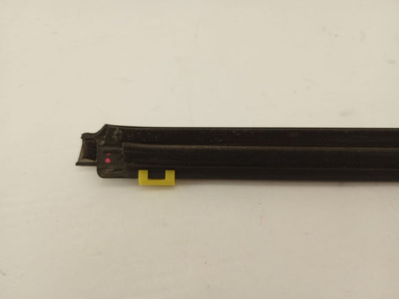 Hyundai Genesis Pair of Lower Exterior Door Moulding
