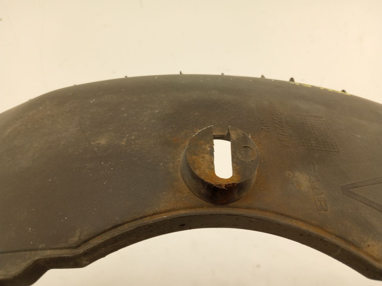 Saab 9-5 Front Left Fender Liner