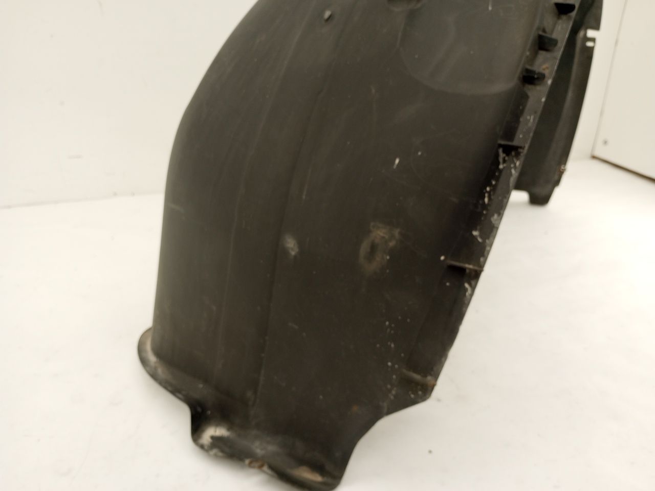 Saab 9-5 Front Right Fender Liner