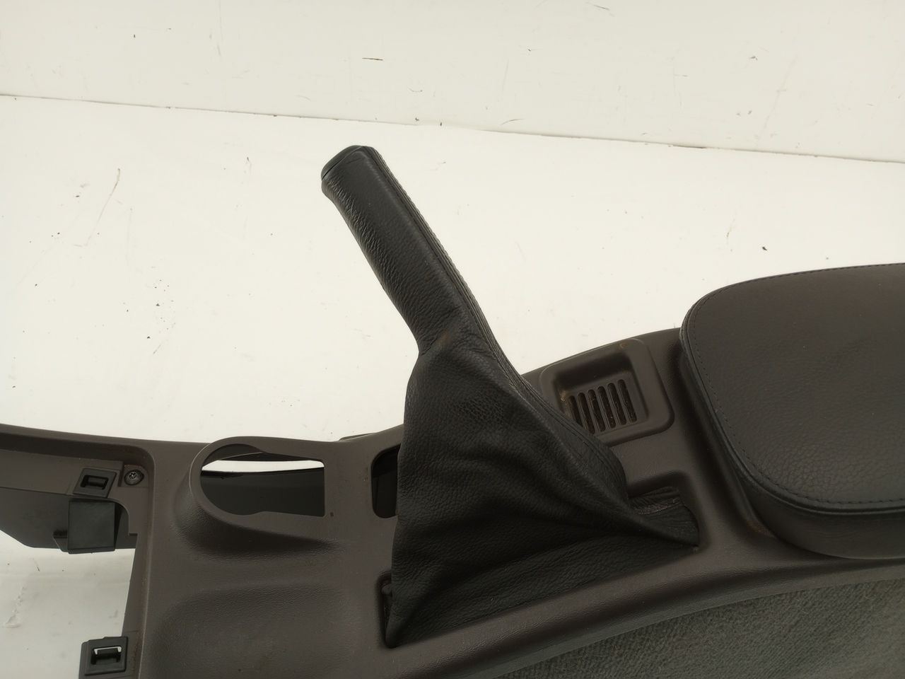 Saab 9-5 Front Center Console