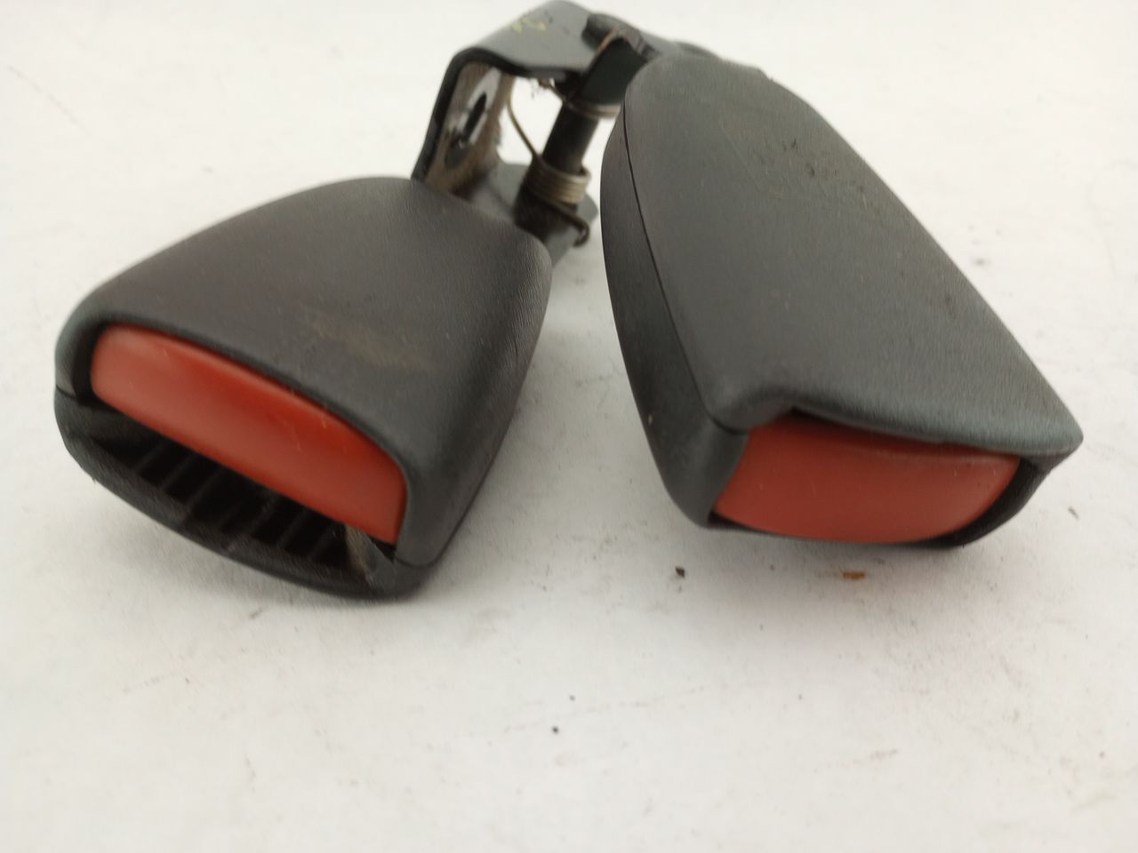 Saab 9-5 Set Of Rear Seat Belt Buckles