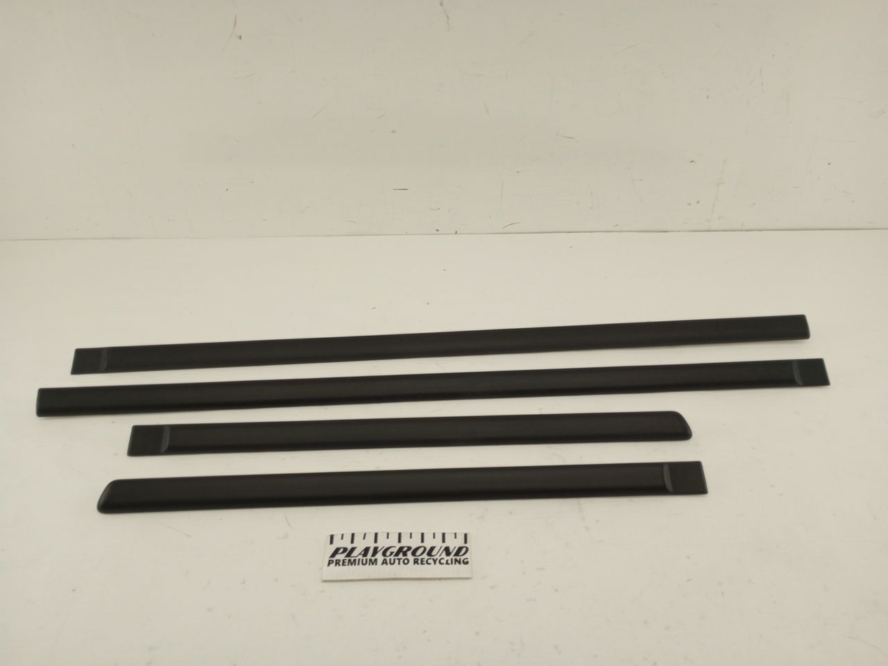 Saab 9-5 Set Of Exterior Door Trim