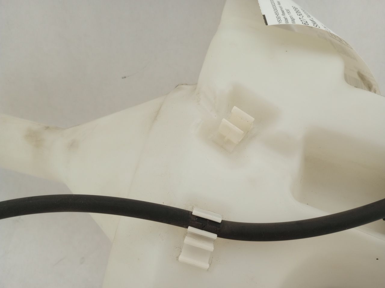 Saab 9-5 Windshield Washer Reservoir