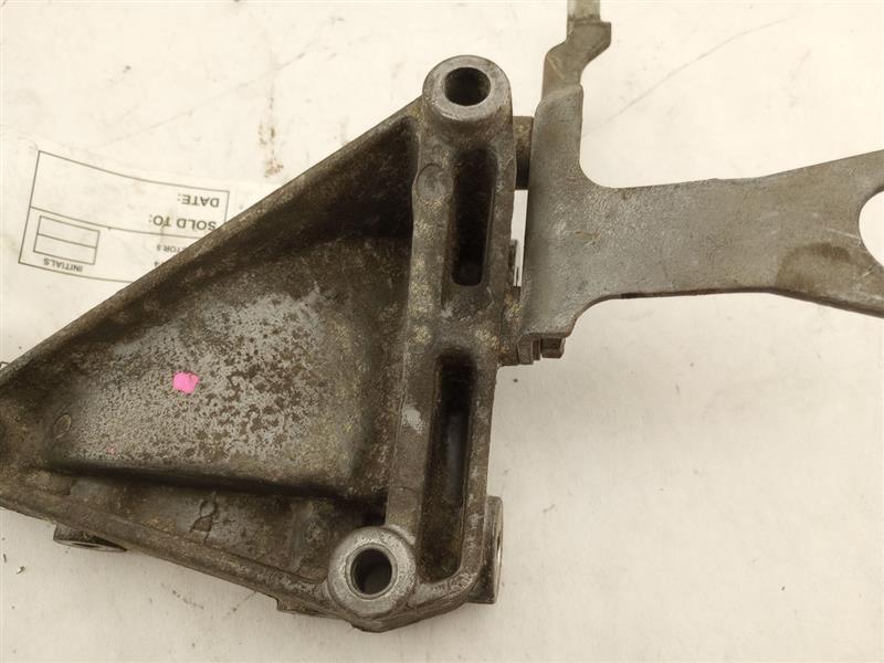 Saab 9-5 Engine Mount Bracket